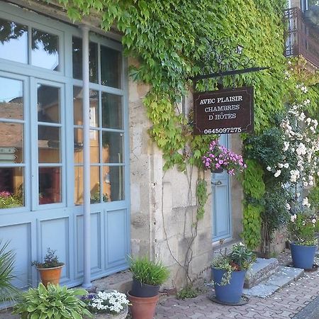 Bed and Breakfast Avec Plaisir Saint-Plaisir Exterior foto