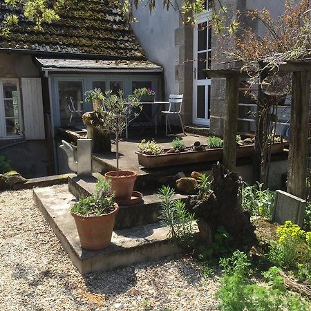Bed and Breakfast Avec Plaisir Saint-Plaisir Exterior foto