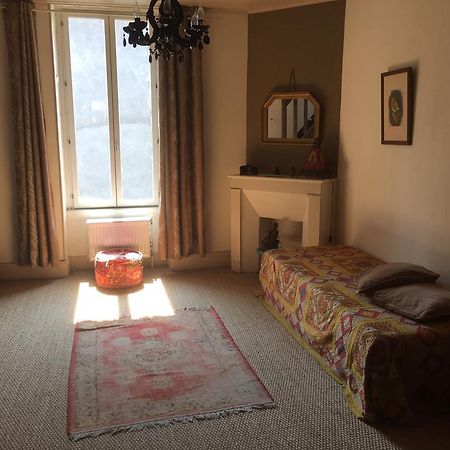 Bed and Breakfast Avec Plaisir Saint-Plaisir Exterior foto