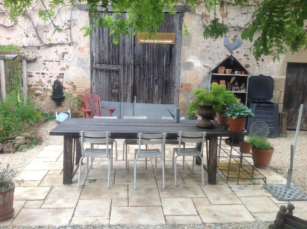 Bed and Breakfast Avec Plaisir Saint-Plaisir Exterior foto