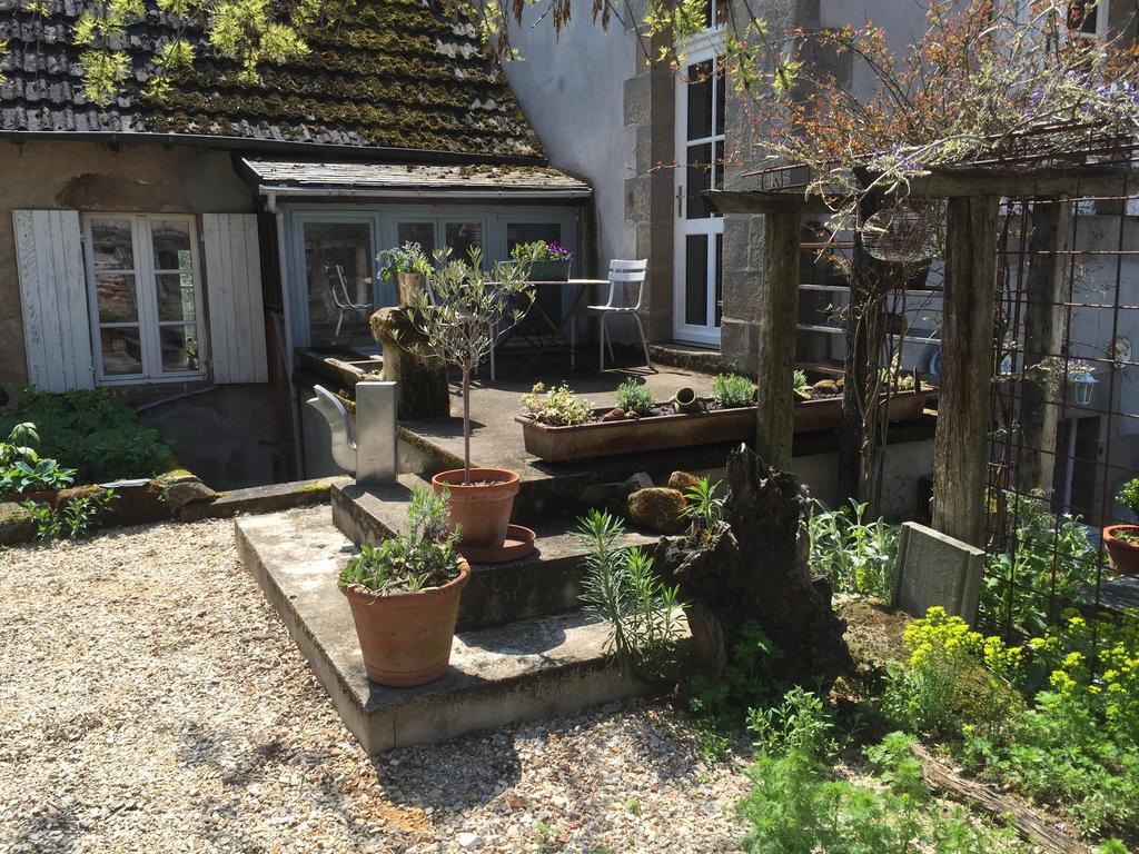 Bed and Breakfast Avec Plaisir Saint-Plaisir Exterior foto